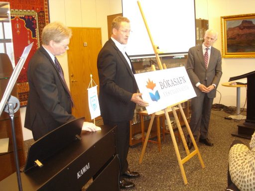 Afmæli bókasafns – nýtt logo